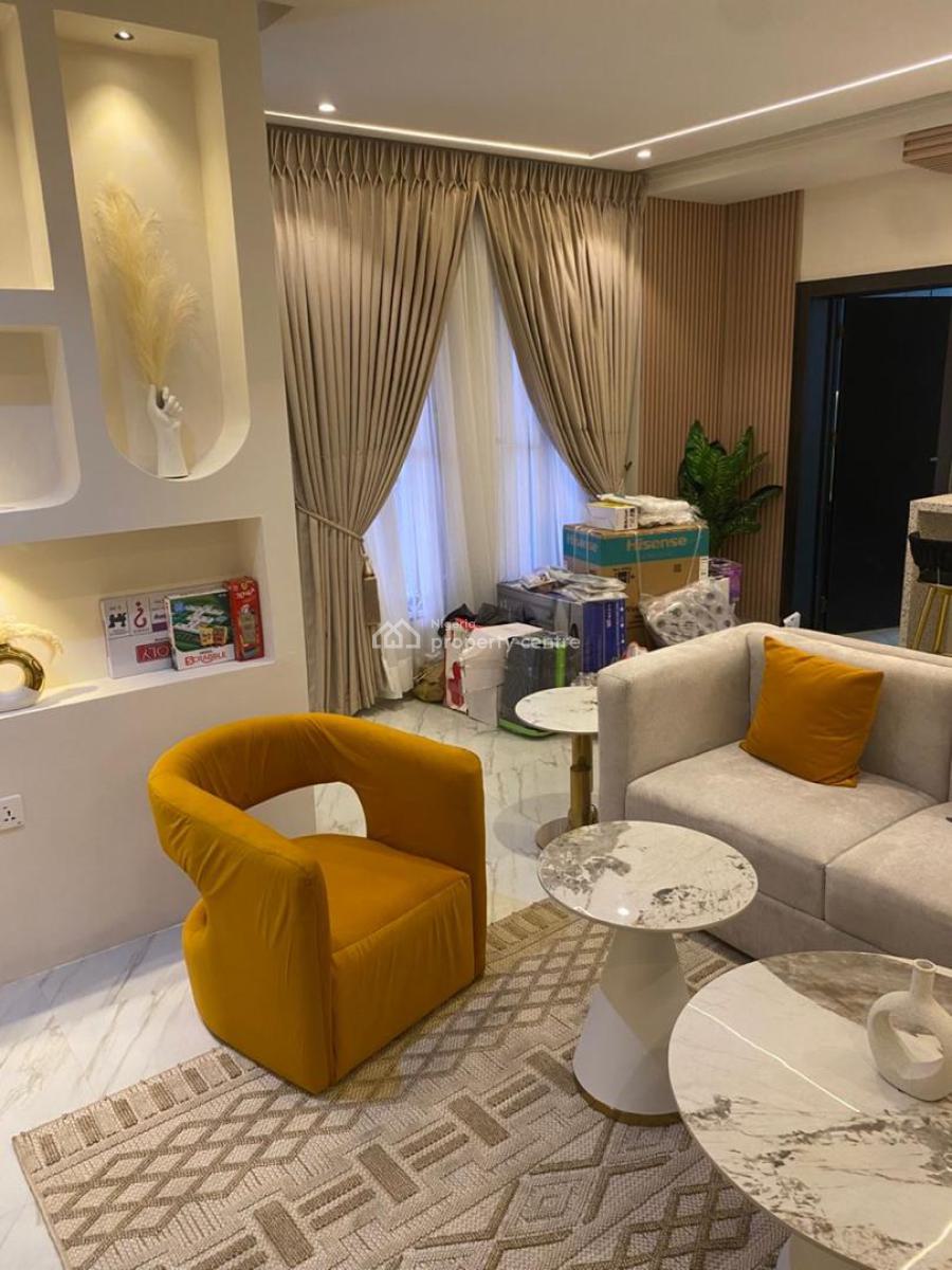 Aesthetically Pleasing 2 Bedroom Apartment with a Gym,pool, Elevator, Victoria Island (vi), Lagos, Flat / Apartment for Sale