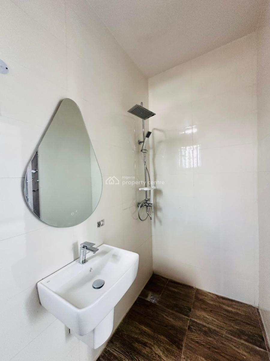 Neatly Built 2bedroom Apartment in Ikate ,lekki, Ikate ,lekki ,lagos , Nigeria, Ikate, Lekki, Lagos, Flat / Apartment for Sale