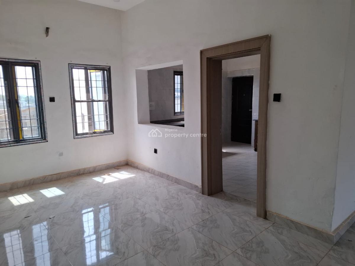 Standard 3 Bedroom Flat with a B2, Durumi, Abuja, Flat / Apartment for Rent
