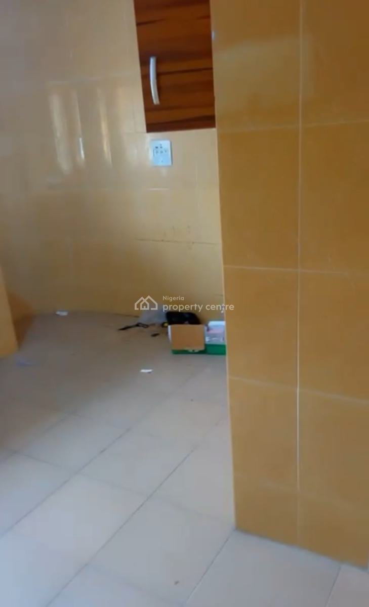 a Lovely Room and Palour Self Contain Mini Flat Upstairs Apartment, W, Unity Estate Badore Road, Badore, Ajah, Lagos, Mini Flat (room and Parlour) for Rent