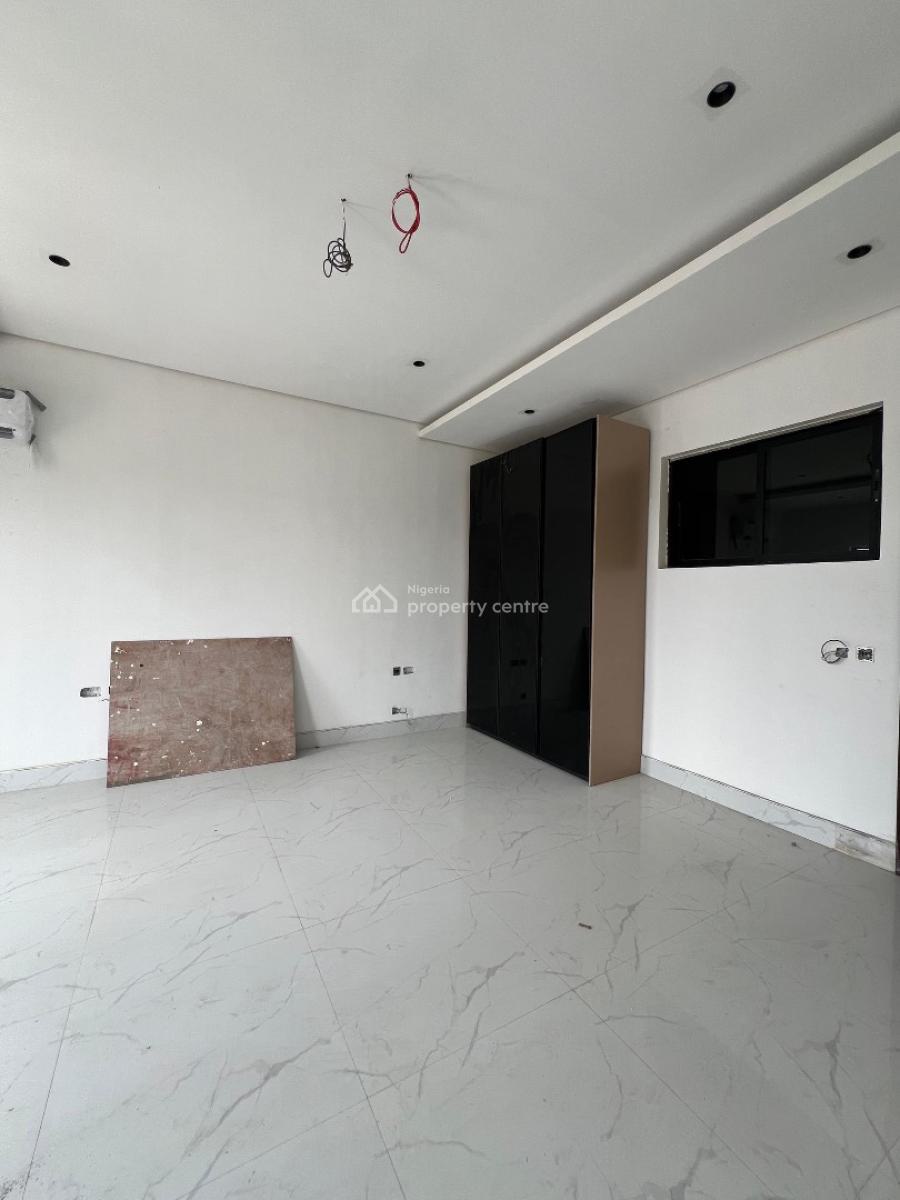 Amazing 5 Bedroom Penthouse with a Bq and Elevator, Ikoyi, Lagos, Flat / Apartment for Sale