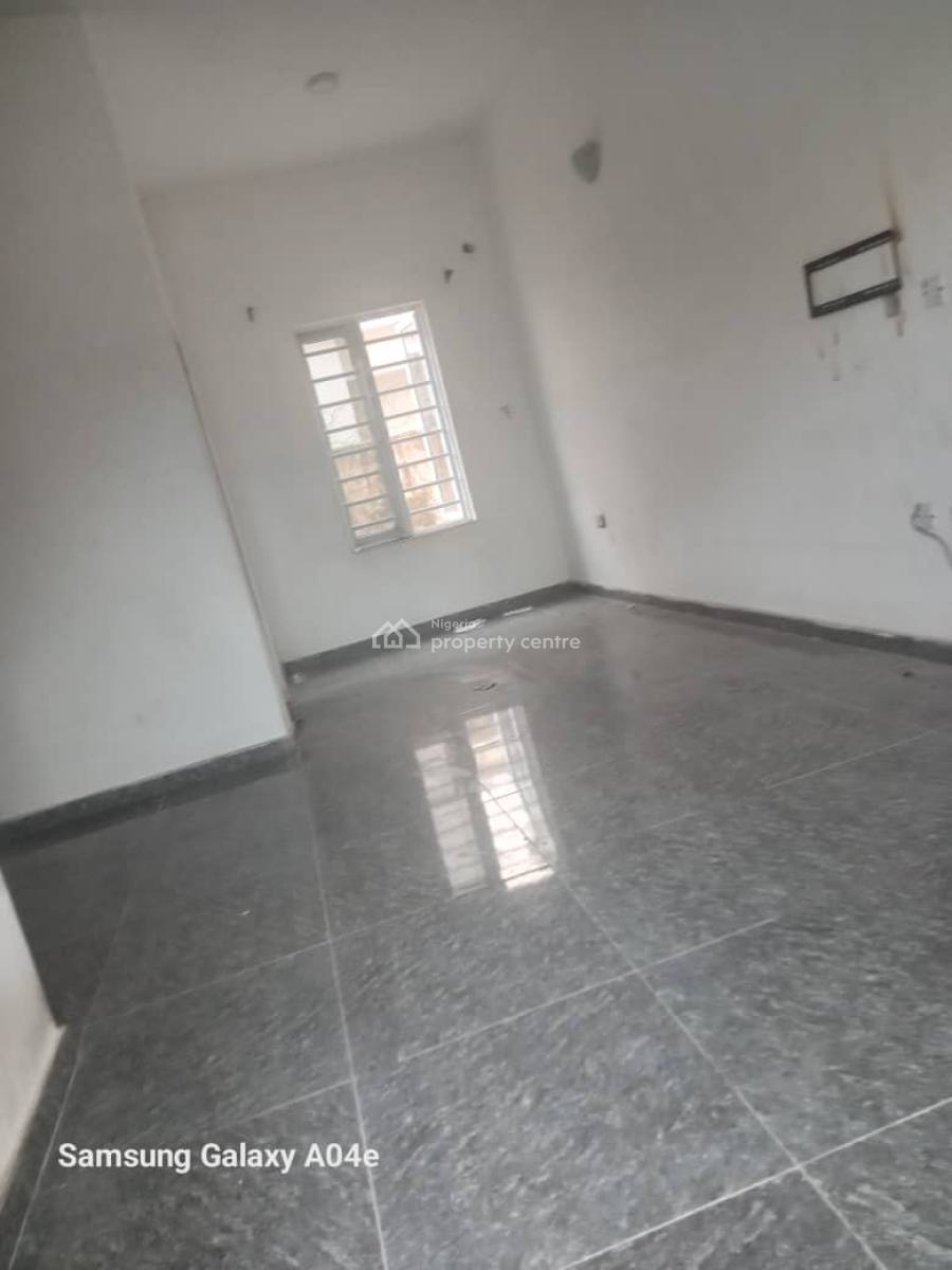 Clean 2 Bedroom Apartment Available, Badore, Ajah, Lagos, Flat / Apartment for Rent