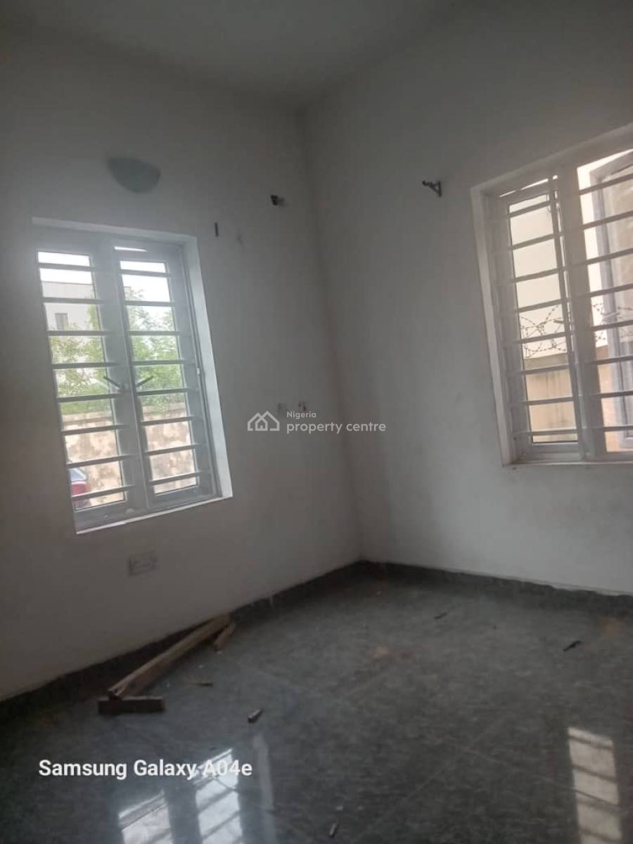 Clean 2 Bedroom Apartment Available, Badore, Ajah, Lagos, Flat / Apartment for Rent