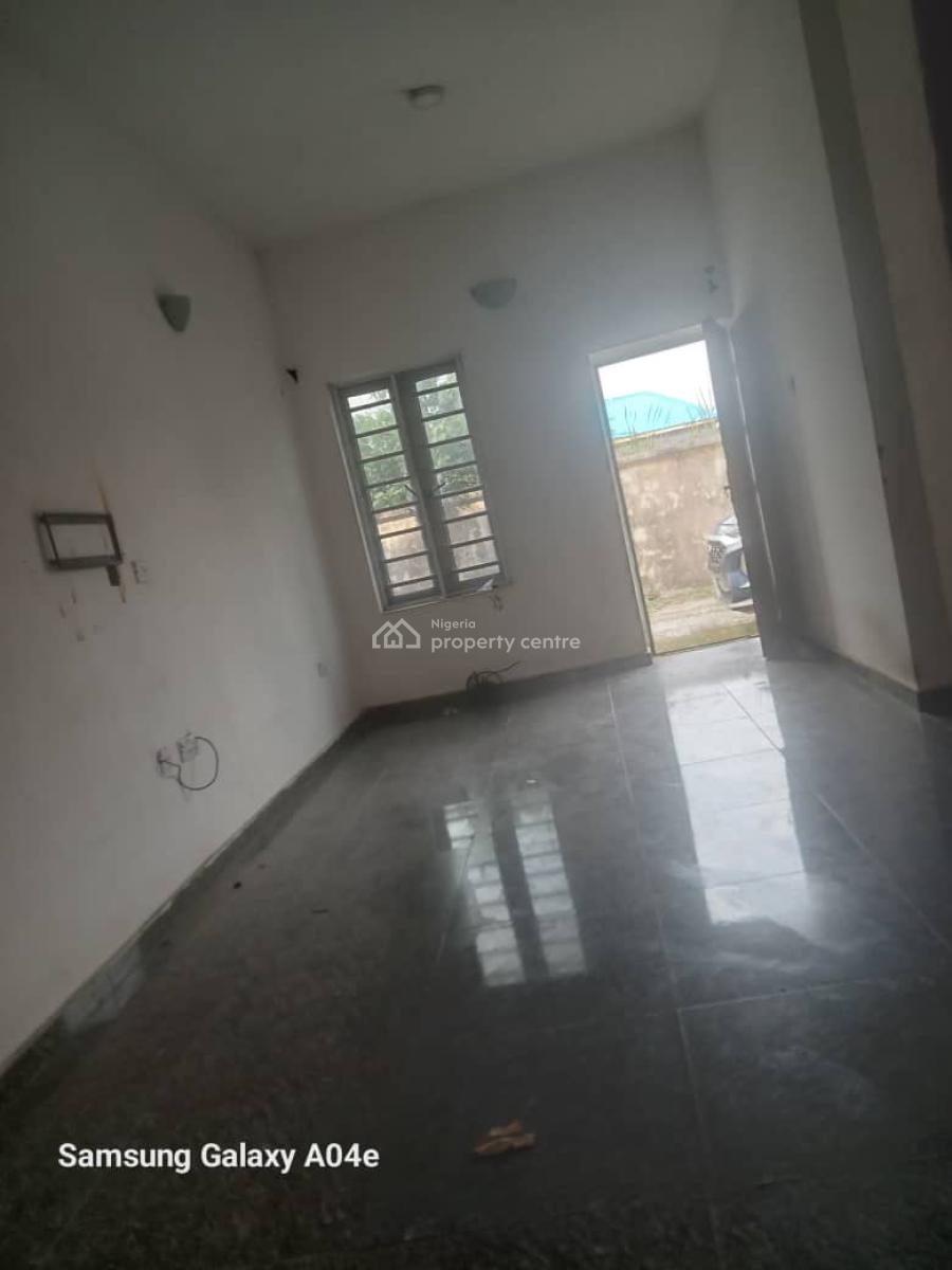 Clean 2 Bedroom Apartment Available, Badore, Ajah, Lagos, Flat / Apartment for Rent