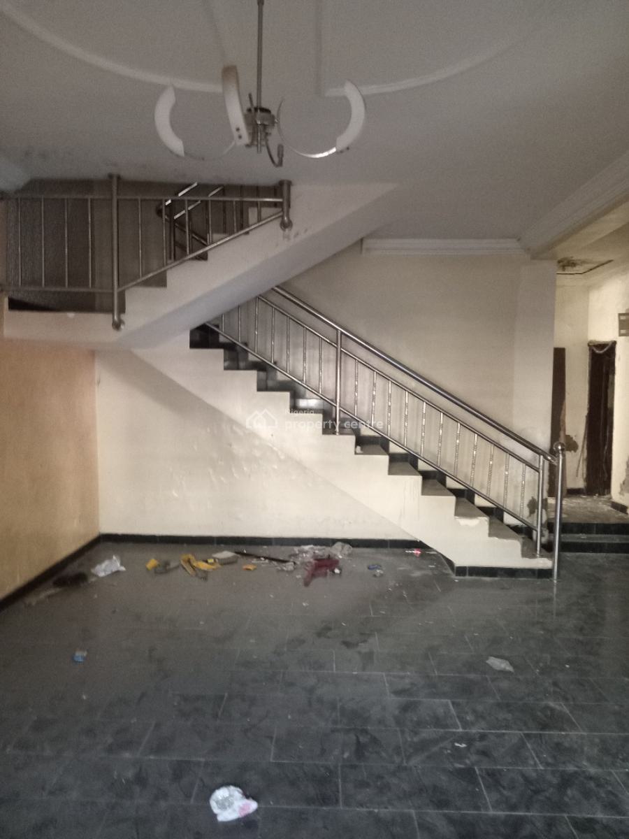 a Good 3-bedroom Terrace Duplex + 1bq Attached., Apo-gudu District After Ceadercrest Hospital., Apo, Abuja, Terraced Duplex for Rent