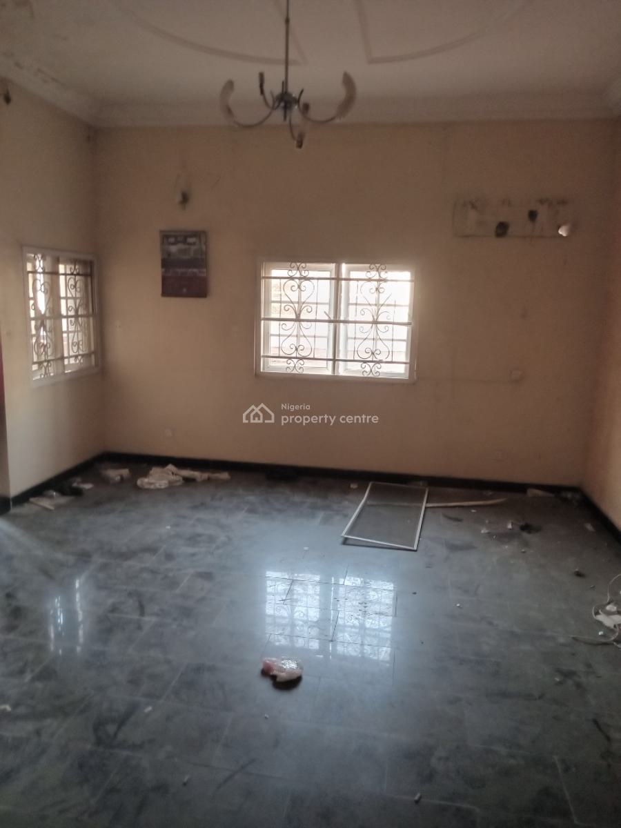 a Good 3-bedroom Terrace Duplex + 1bq Attached., Apo-gudu District After Ceadercrest Hospital., Apo, Abuja, Terraced Duplex for Rent