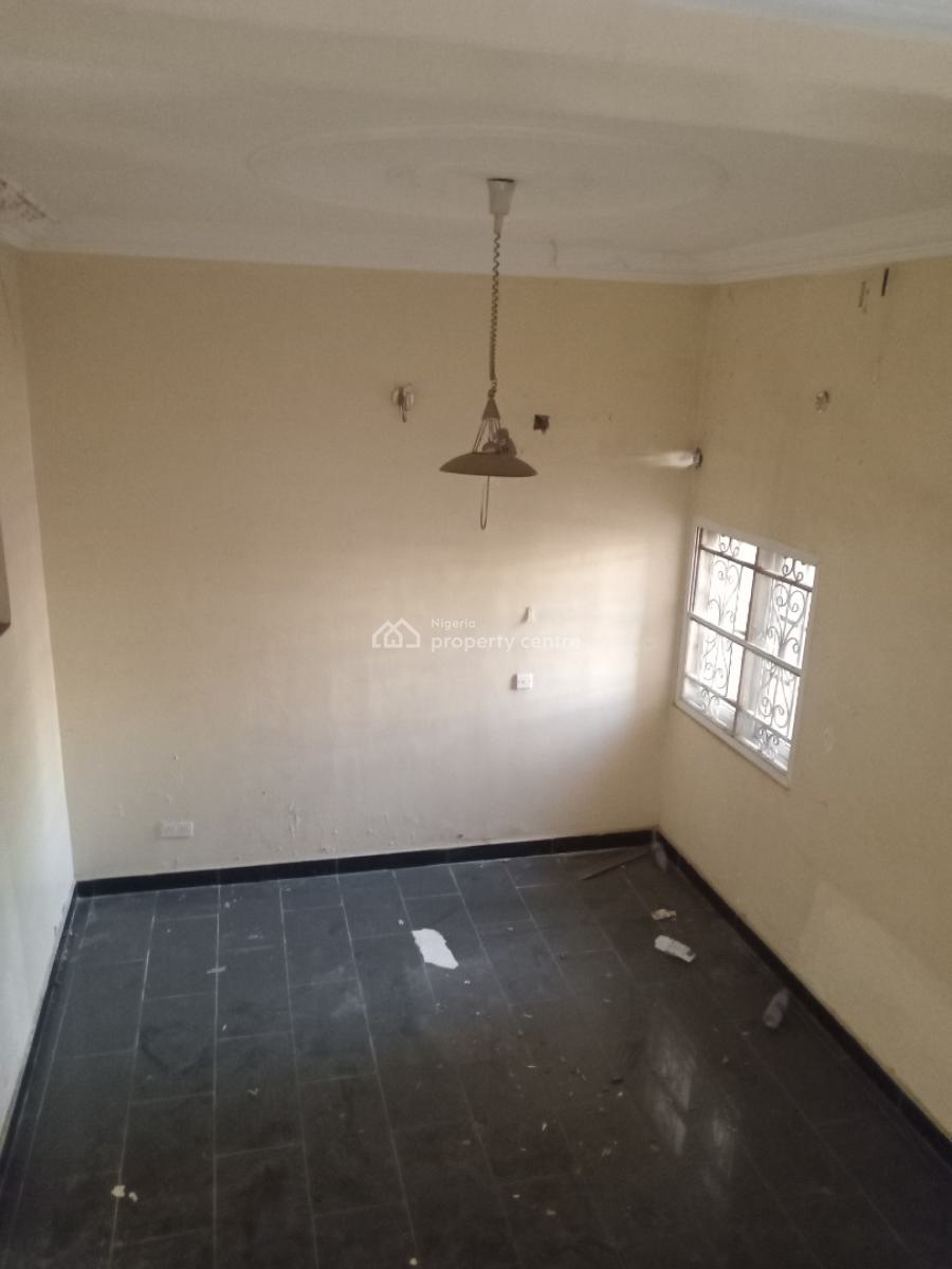 a Good 3-bedroom Terrace Duplex + 1bq Attached., Apo-gudu District After Ceadercrest Hospital., Apo, Abuja, Terraced Duplex for Rent