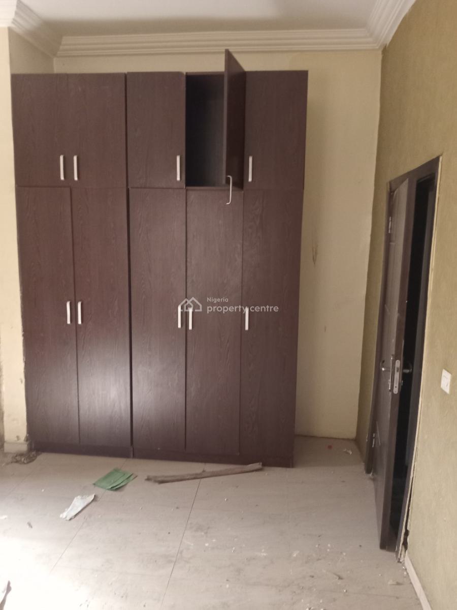 a Good 3-bedroom Terrace Duplex + 1bq Attached., Apo-gudu District After Ceadercrest Hospital., Apo, Abuja, Terraced Duplex for Rent