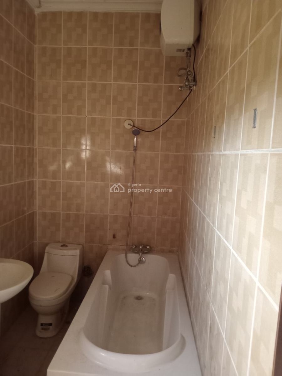 a Good 3-bedroom Terrace Duplex + 1bq Attached., Apo-gudu District After Ceadercrest Hospital., Apo, Abuja, Terraced Duplex for Rent