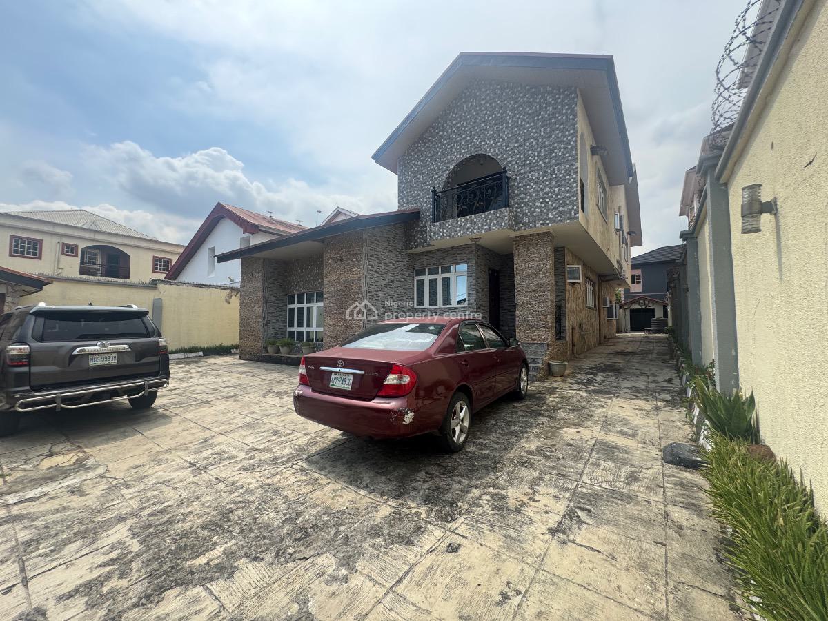 Land in a Secured Estate with a 4bedroom Detached Duplex, Secured Estate, Adeniyi Jones, Ikeja, Lagos, Residential Land for Sale