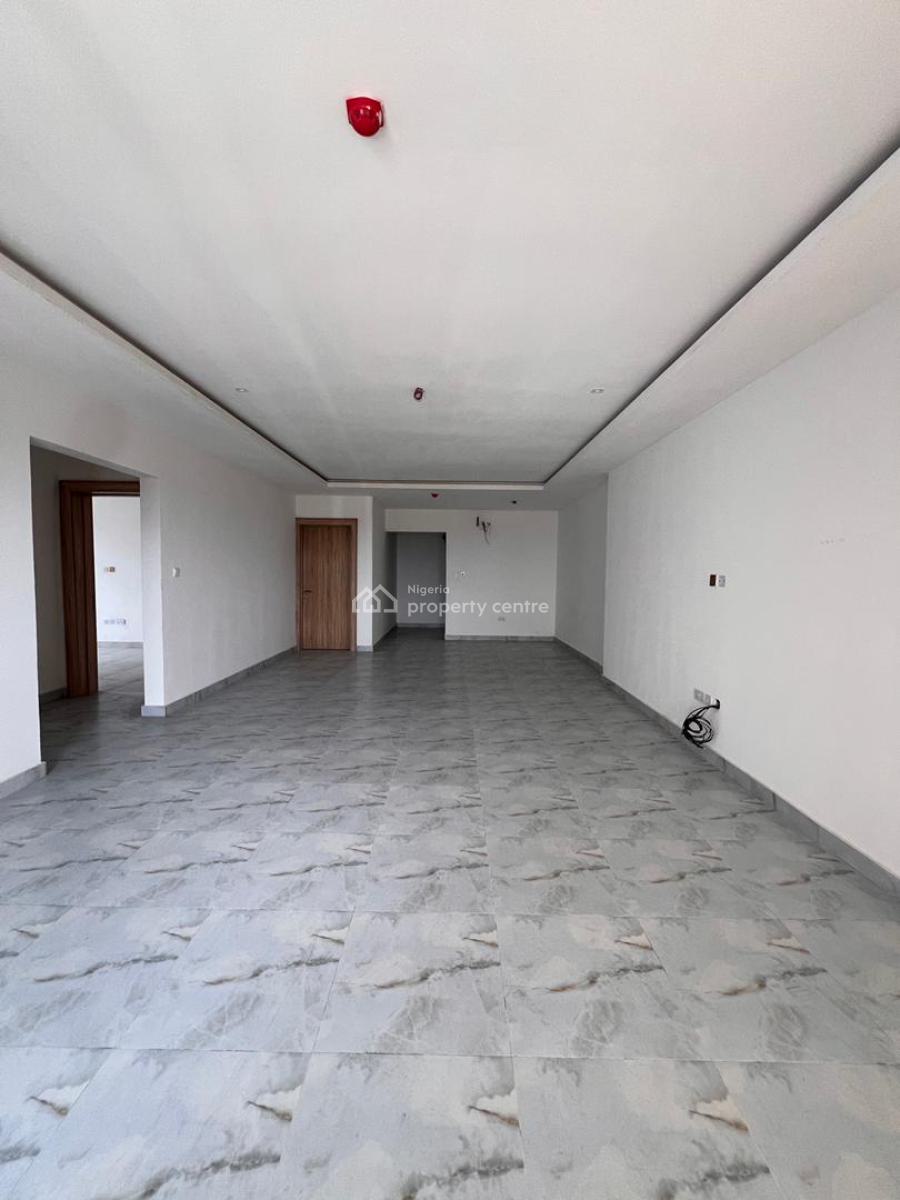 Luxurious 3 Bedroom Apartment with Elevator, Swimming Pool, Gym & Bq, Less Than 8 Minutes From Evercare Hospital, Lekki, Lekki Phase 1, Lekki, Lagos, Block of Flats for Sale
