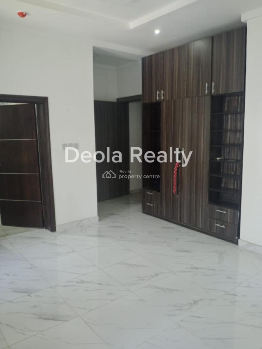 a Luxury 7-bedroom Duplex with Private Swimming Poo, Pinnock Beach Estate, Lekki, Lagos, House for Rent