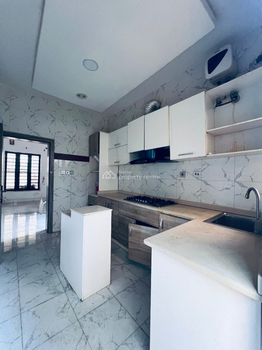 a Well Maintained 4 Bedrooms Terrace Duplex, Ikota Lekki, Ikota, Lekki, Lagos, Terraced Duplex for Rent