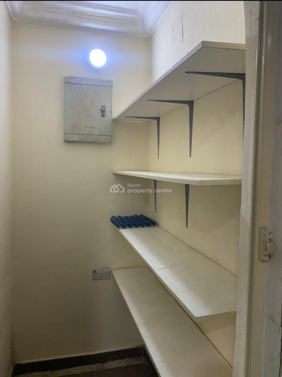 Executive & Very Spacious 3bed Duplex (2 in a Compound), Gra Phase 1, Magodo, Lagos, Flat / Apartment for Rent