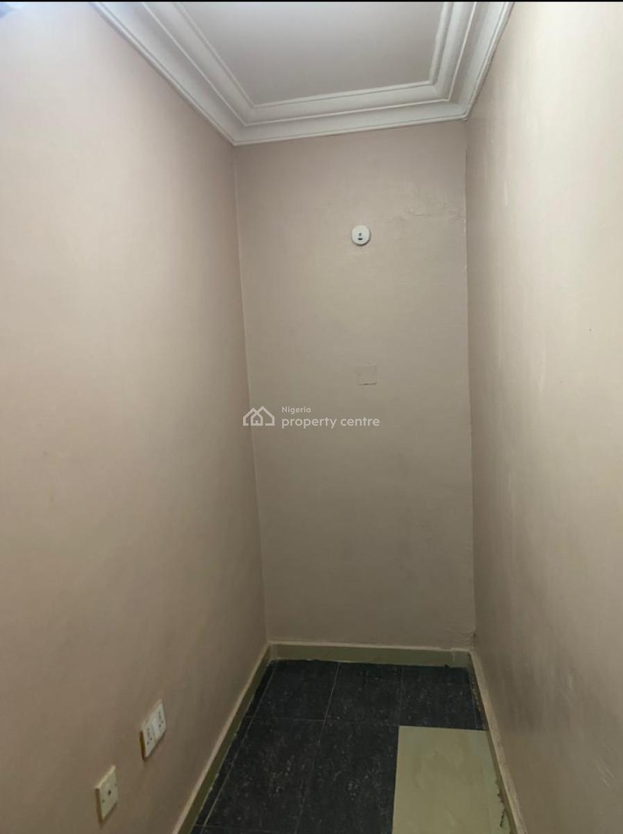 Executive & Very Spacious 3bed Duplex (2 in a Compound), Gra Phase 1, Magodo, Lagos, Flat / Apartment for Rent