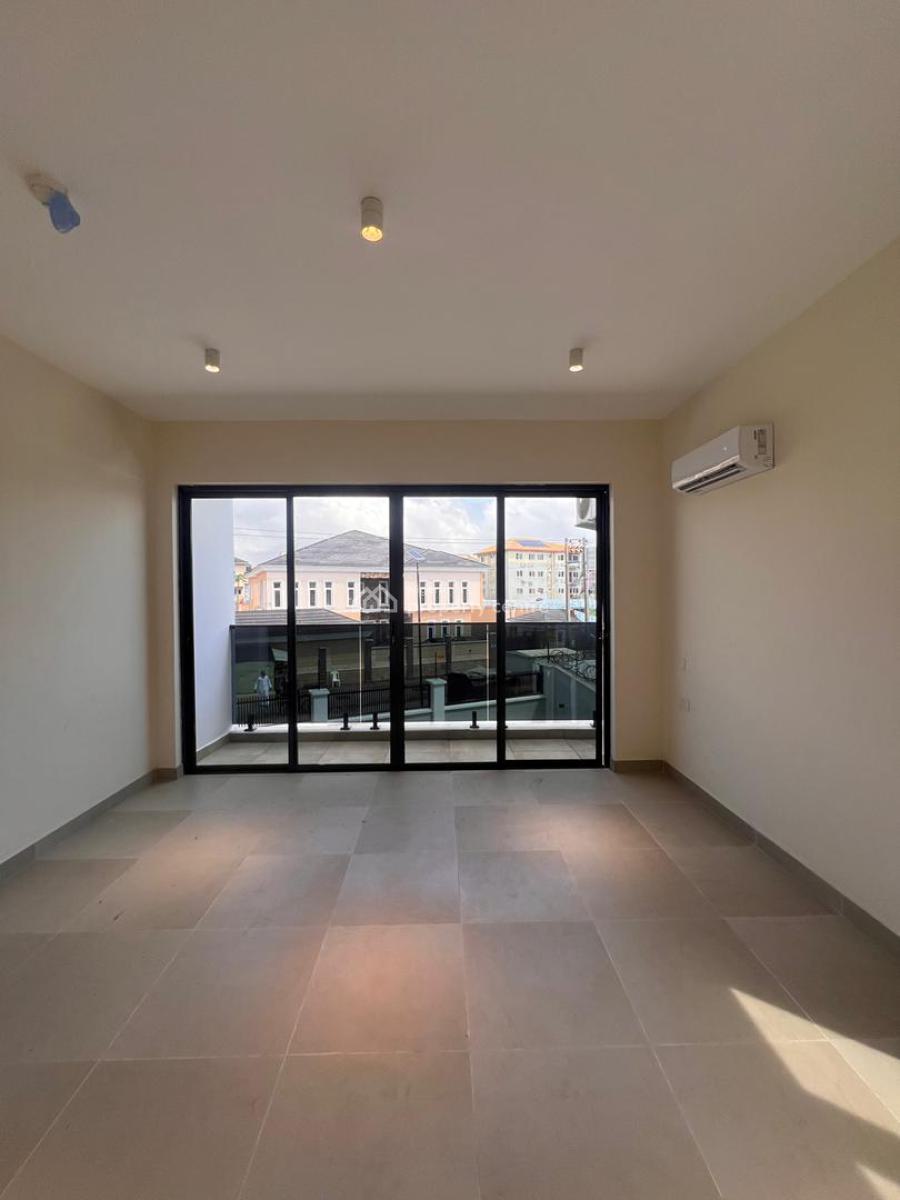 Newly Built 3 Bedroom Apartment with Swimming Pool, Gym and Bq, Less Than 5 Minutes From King Fisher,lekki, Lekki Phase 1, Lekki, Lagos, Block of Flats for Sale