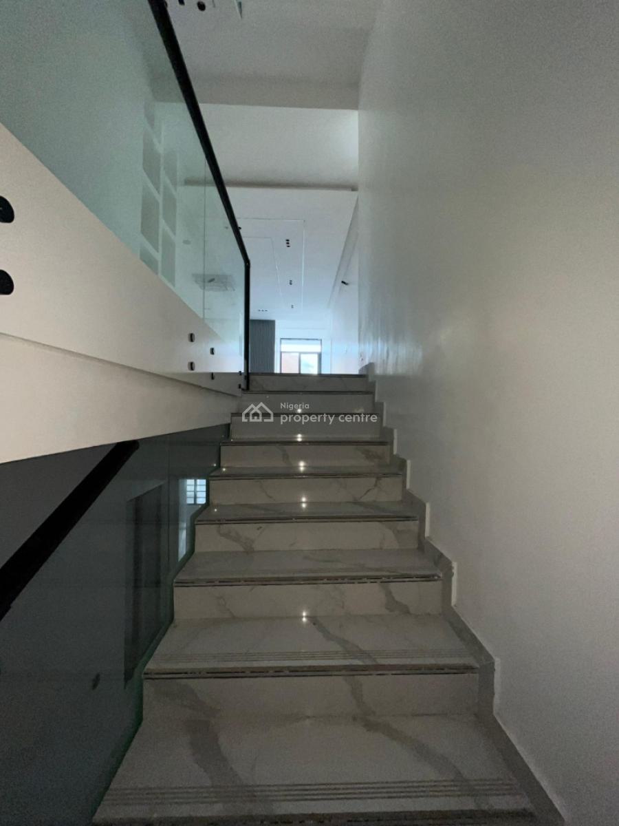 Now Selling  5bedroom Fully Detached Duplex with a Bq, Chevron 🔰, Lekki, Lagos, Detached Duplex for Sale