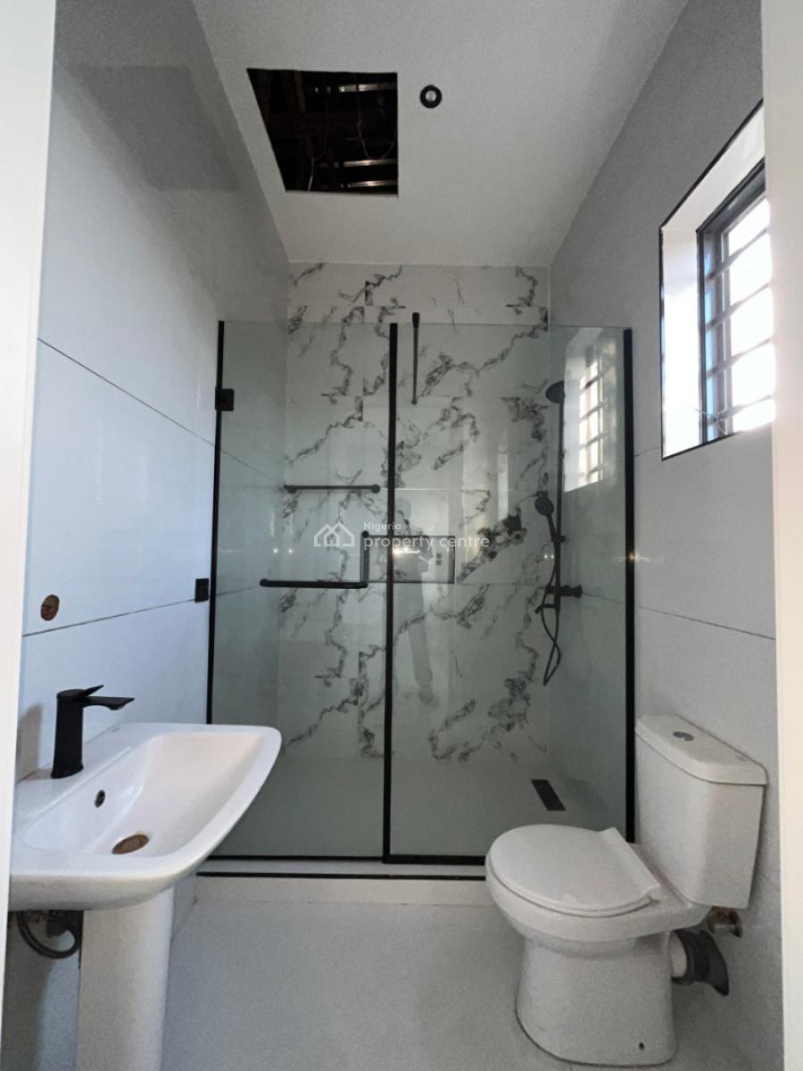 Now Selling  5bedroom Fully Detached Duplex with a Bq, Chevron 🔰, Lekki, Lagos, Detached Duplex for Sale