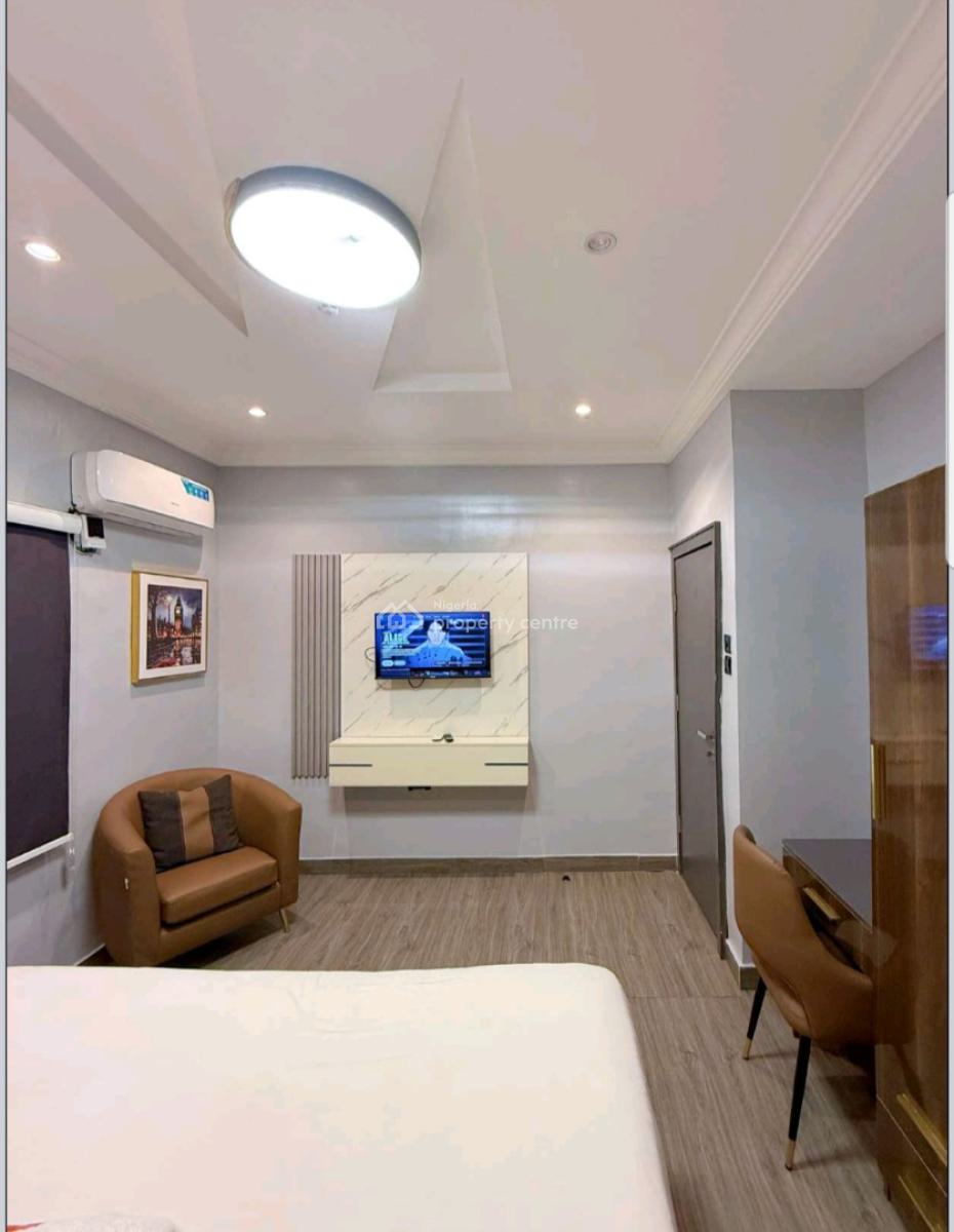 2 Bedroom Appartment, Opebi, Ikeja, Lagos, Flat / Apartment Short Let