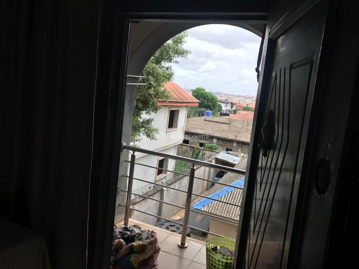 6 Bedroom Duplex, Diamond Estate Command Road, Ipaja, Lagos, Detached Duplex for Sale