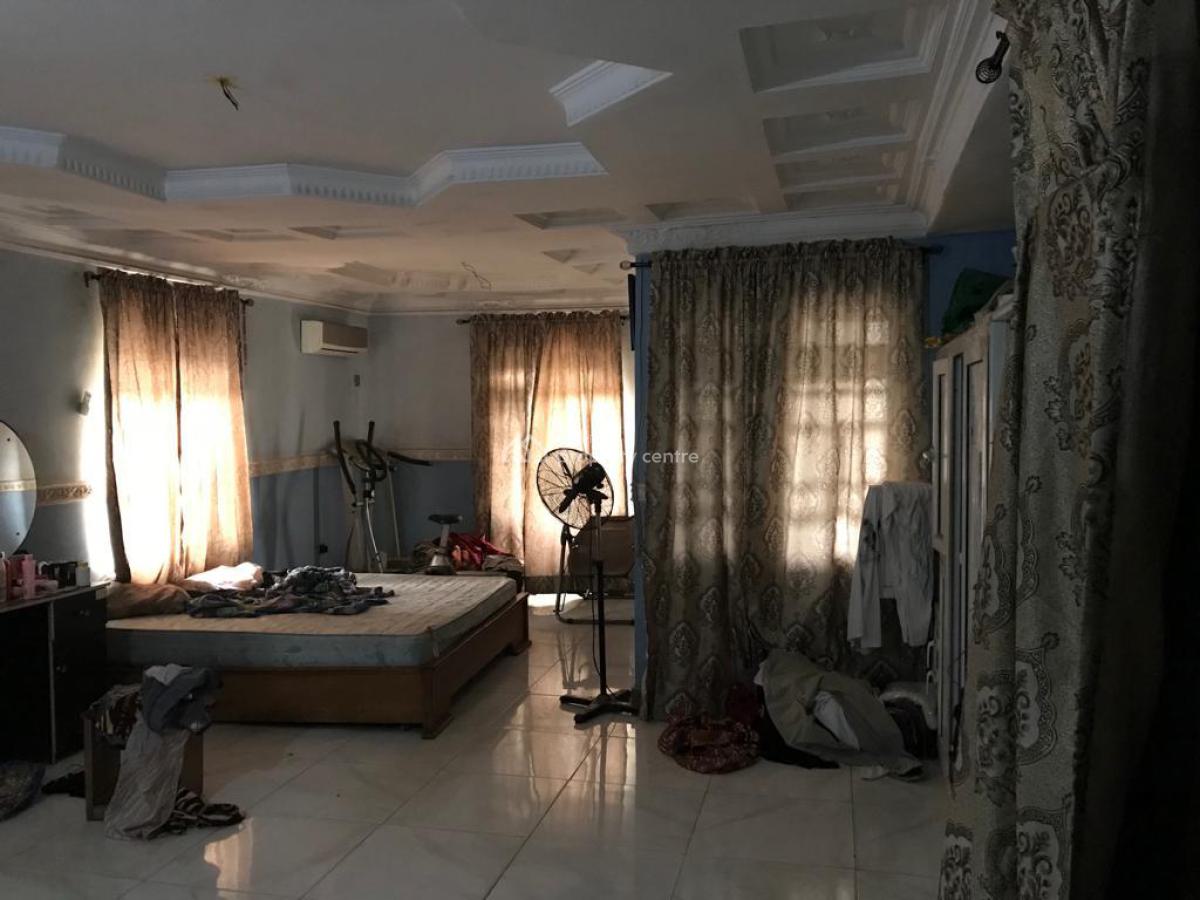 6 Bedroom Duplex, Diamond Estate Command Road, Ipaja, Lagos, Detached Duplex for Sale