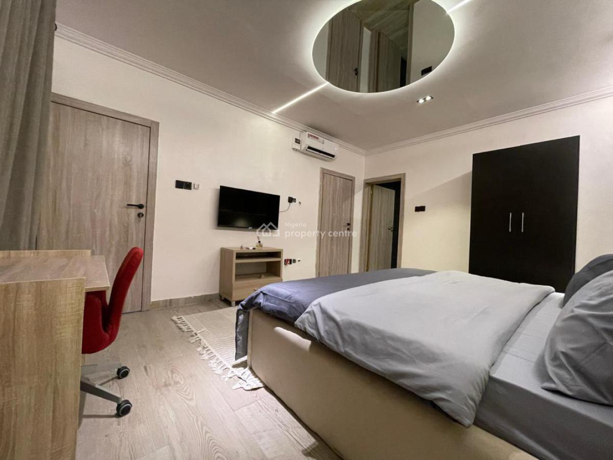 Luxury 1 Bedroom Apartment with Large Balcony Lounge, Lekki Phase 1, Lekki, Lagos, Mini Flat (room and Parlour) Short Let
