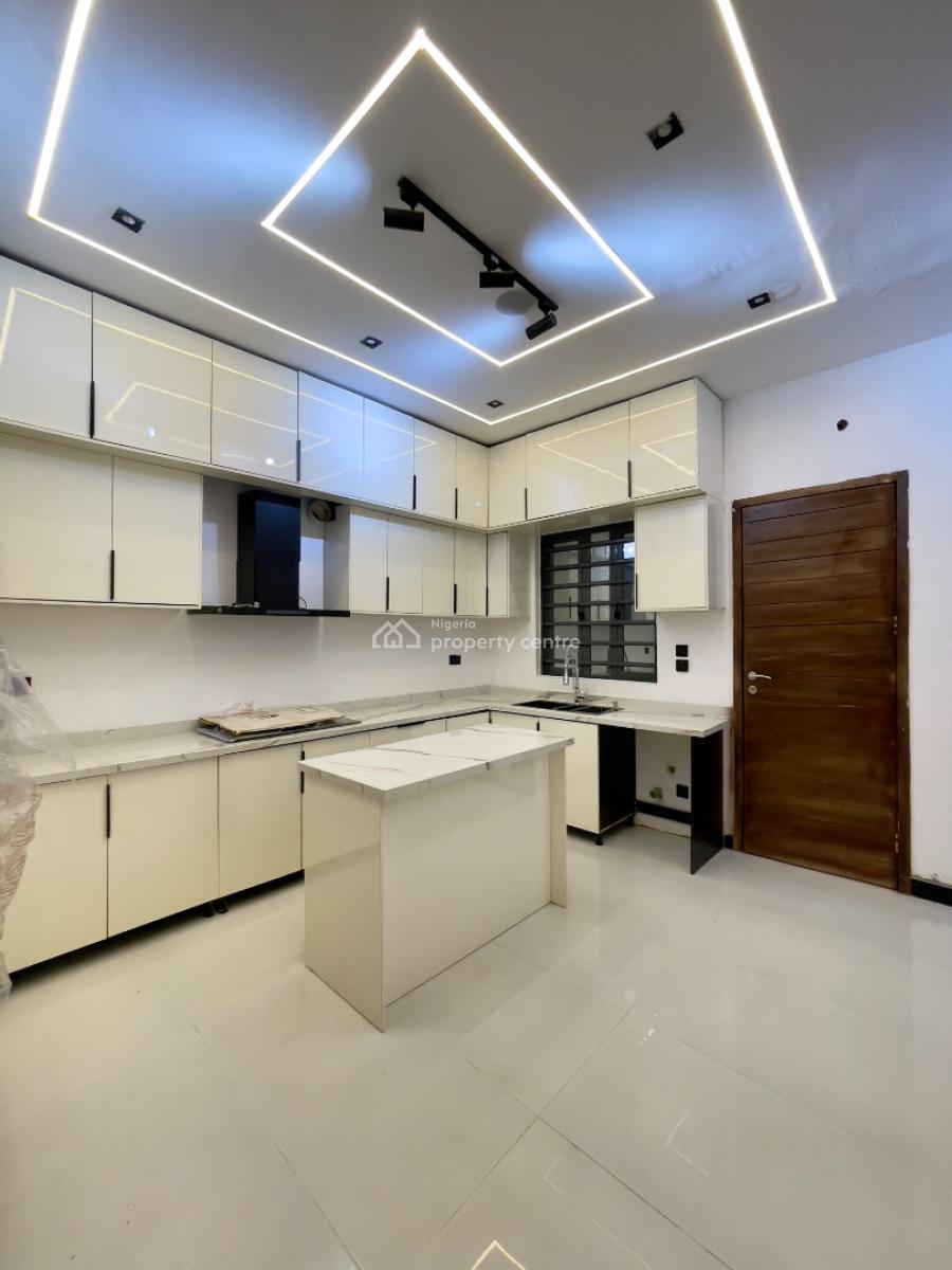 Exquisitely Built 5 Bed Luxury  Detached Smart Home with Rooftop Terra, Ologolo, Lekki, Lagos, Detached Duplex for Sale