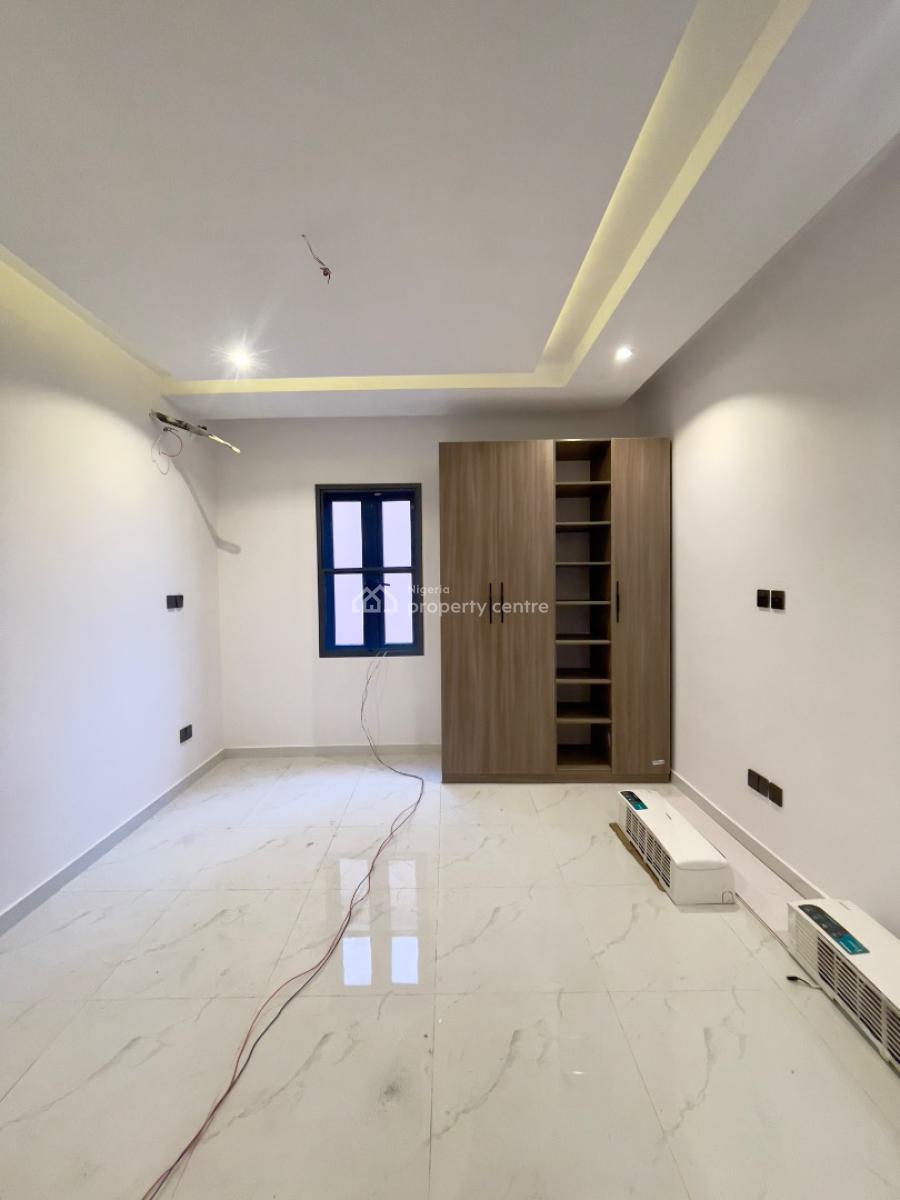 Absolutely Decent 2 and 3 Bed Apartment with Gym, Ikate, Lekki, Lagos, Flat / Apartment for Sale