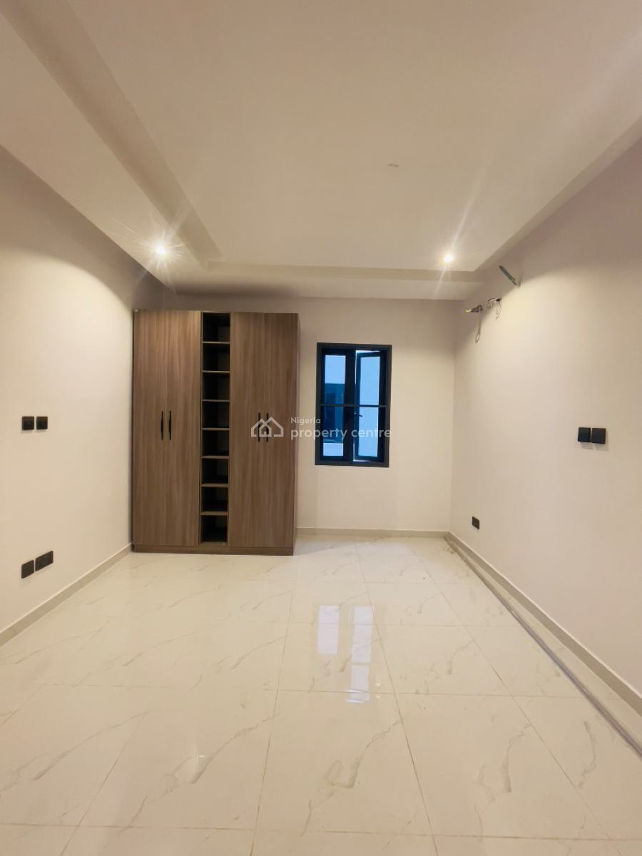 Absolutely Decent 2 and 3 Bed Apartment with Gym, Ikate, Lekki, Lagos, Flat / Apartment for Sale