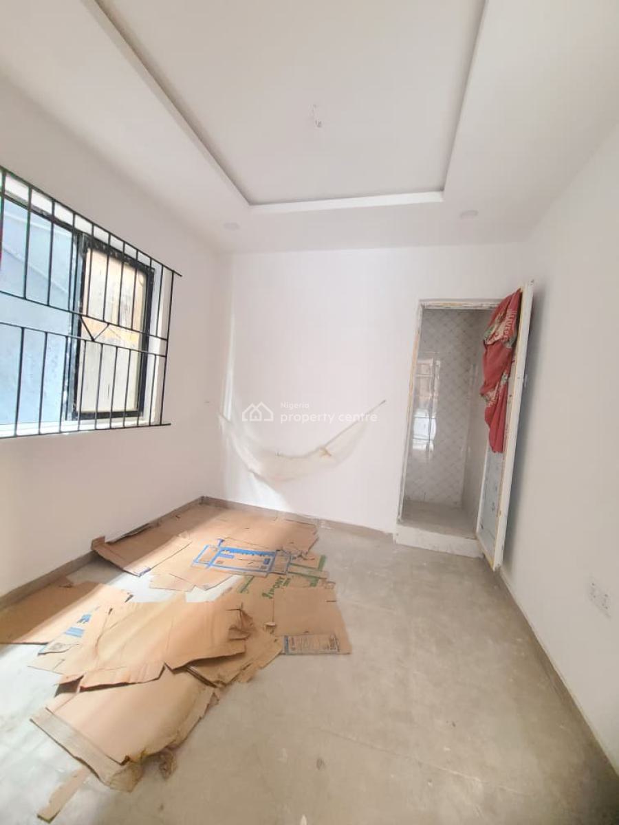 Very Spacious and Newly Renovated Room and Parlour, Sunny Villa Ogombo, Ajah, Lagos, Mini Flat (room and Parlour) for Rent