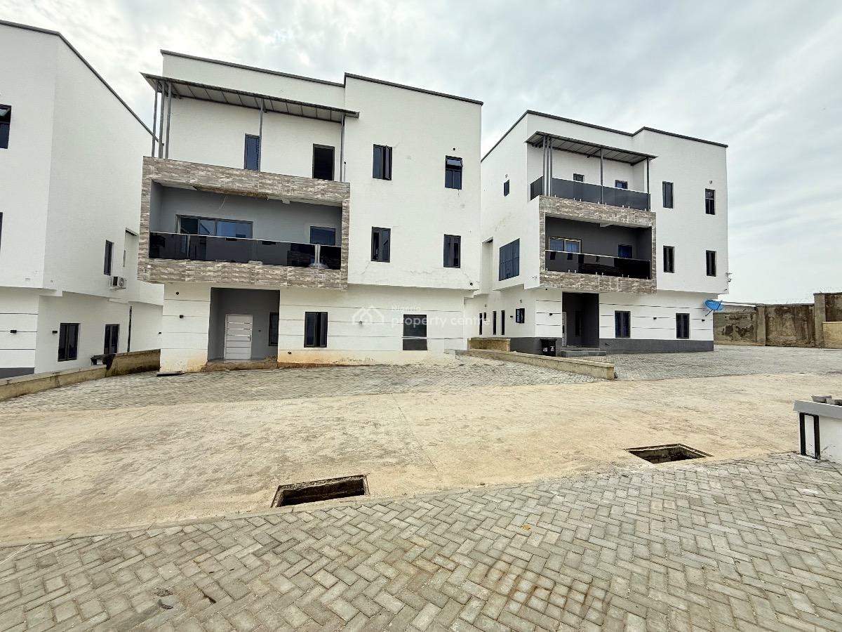 Contemporary 5 Bedroom Detached House, Guzape District, Abuja, Detached Duplex for Sale