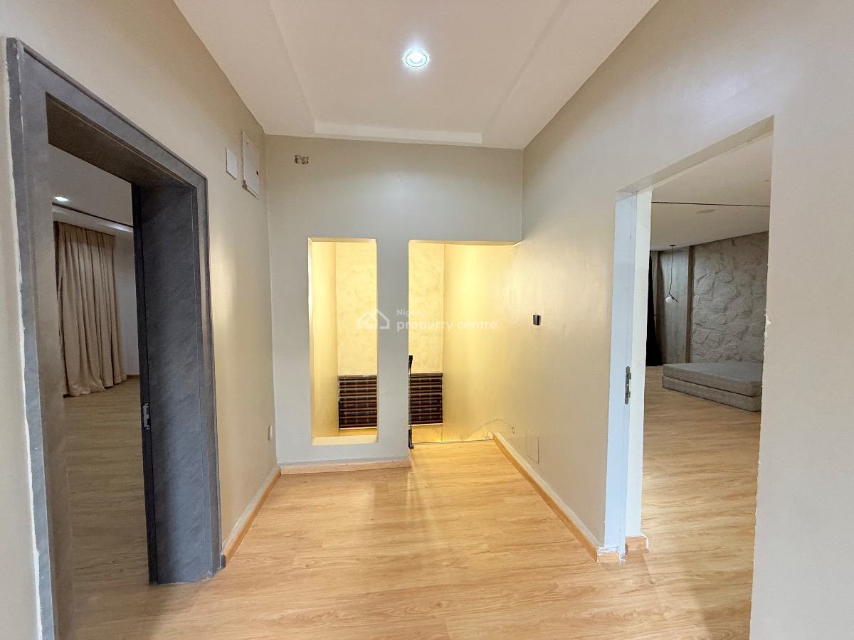 Contemporary 5 Bedroom Detached House, Guzape District, Abuja, Detached Duplex for Sale