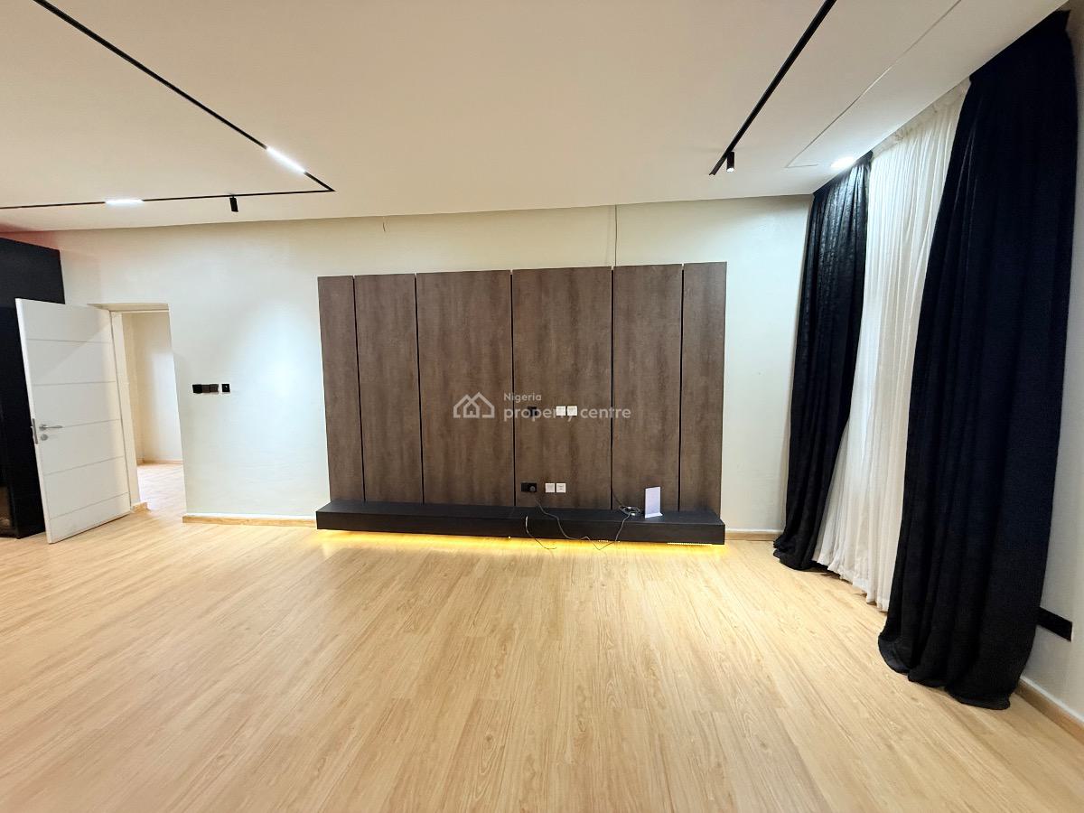 Contemporary 5 Bedroom Detached House, Guzape District, Abuja, Detached Duplex for Sale