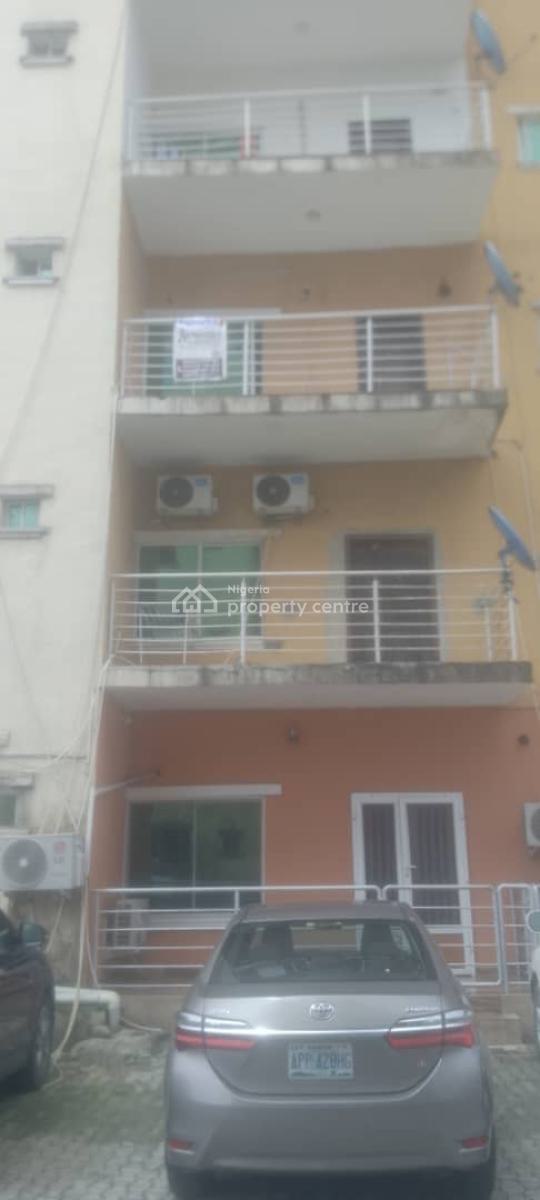 Well Maintained 3 Bedroom Apartment, Lekki, Lagos, Flat / Apartment for Sale