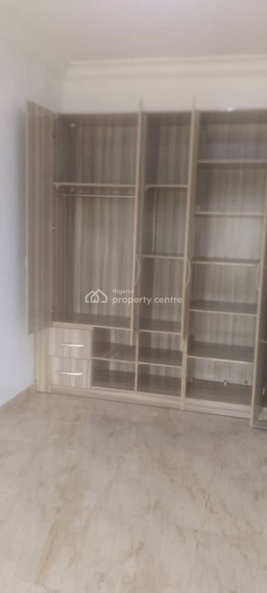 Well Maintained 3 Bedroom Apartment, Lekki, Lagos, Flat / Apartment for Sale