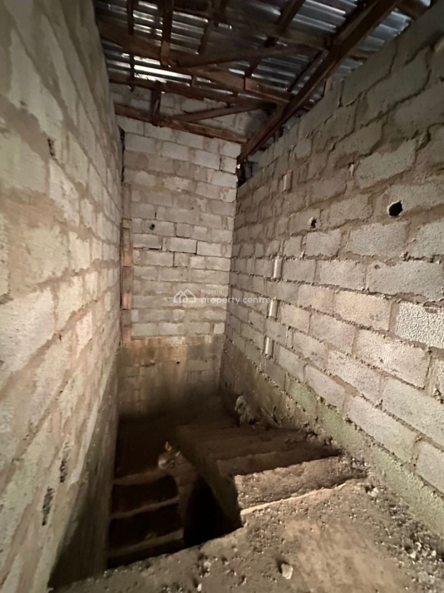 Lovely 4 Beds Terrace Duplex with 1 Room Bq, Gaduwa, Gaduwa, Abuja, Terraced Duplex for Sale