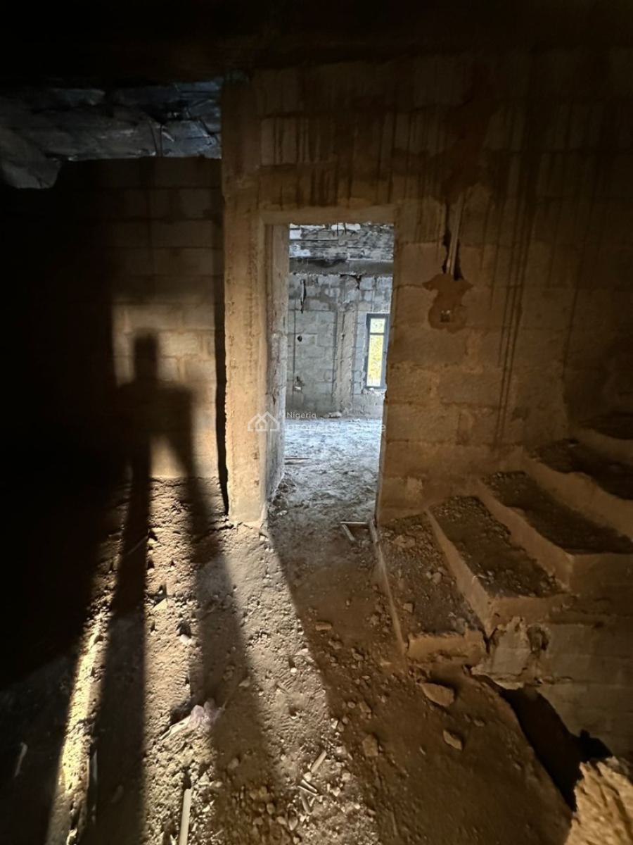 Lovely 4 Beds Terrace Duplex with 1 Room Bq, Gaduwa, Gaduwa, Abuja, Terraced Duplex for Sale