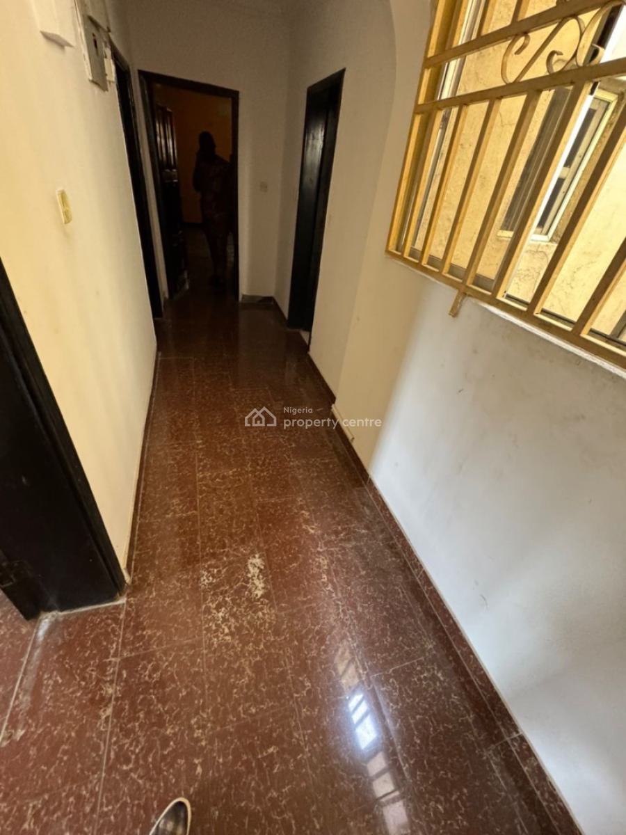 a Well Maintained 3bedroom Apartment at Lekki Phase 1, Lekki Phase 1 Lekki Lagos, Lekki Phase 1, Lekki, Lagos, Flat / Apartment for Rent