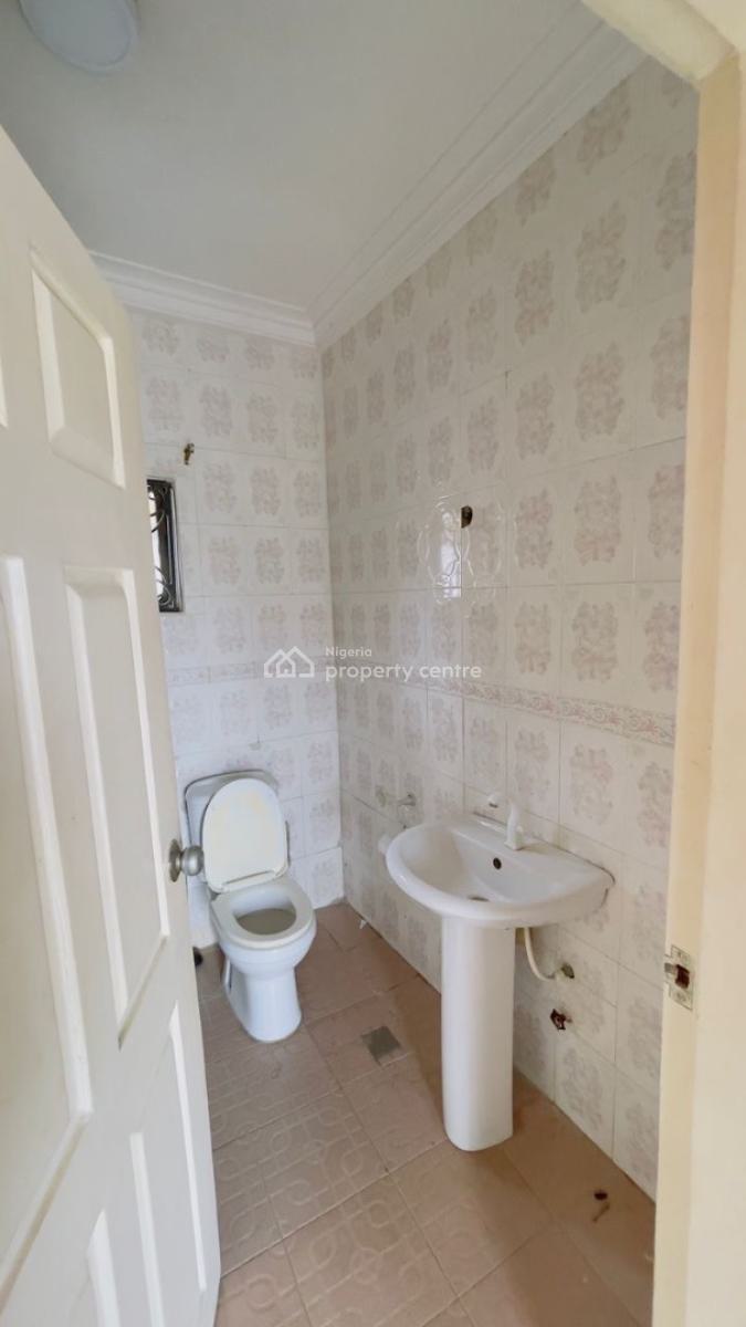 2bedroom Flat Facing The Road Lekki at Maruwa Lekki, Lekki Right Maruwa Lekki Lagos, Lekki Phase 1, Lekki, Lagos, Flat / Apartment for Rent