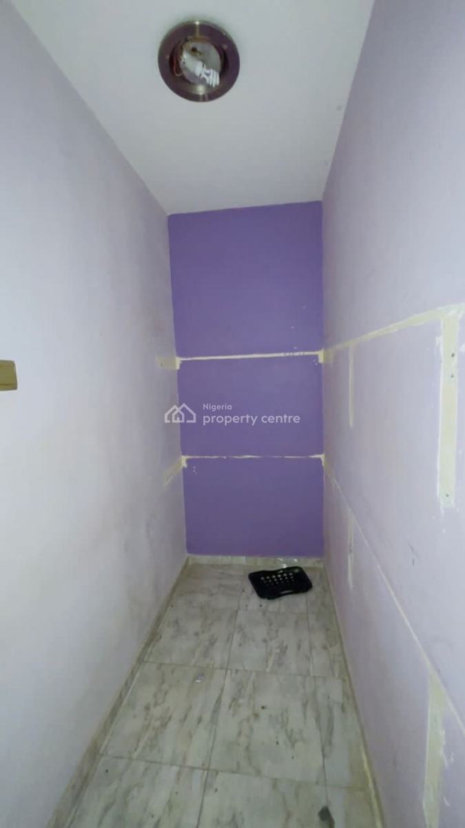 2bedroom Flat Facing The Road Lekki at Maruwa Lekki, Lekki Right Maruwa Lekki Lagos, Lekki Phase 1, Lekki, Lagos, Flat / Apartment for Rent