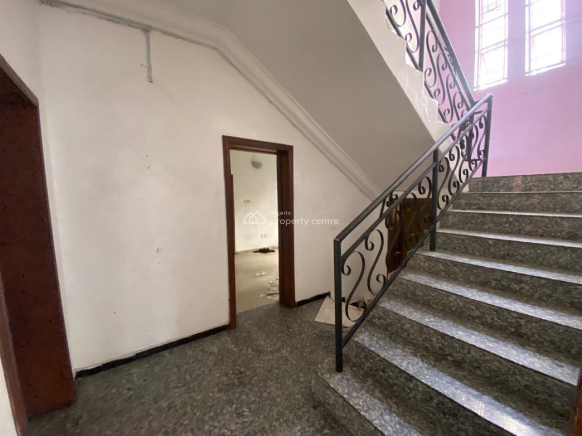 6bedroom Fully Detached House with Bq at Off Admiralty Road Lekki, Off Admiralty Road Lekki Phase 1, Lekki Phase 1, Lekki, Lagos, Detached Duplex for Rent