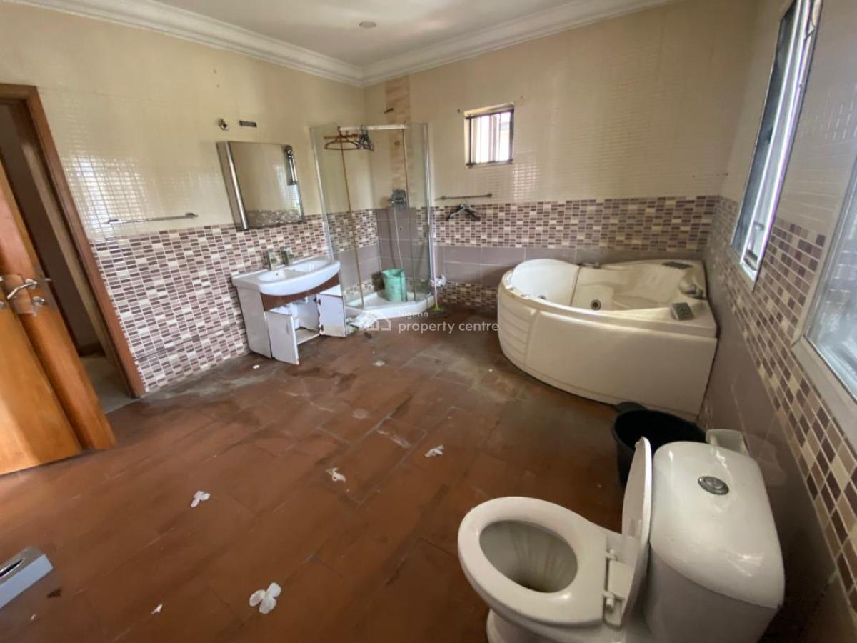 6bedroom Fully Detached House with Bq at Off Admiralty Road Lekki, Off Admiralty Road Lekki Phase 1, Lekki Phase 1, Lekki, Lagos, Detached Duplex for Rent