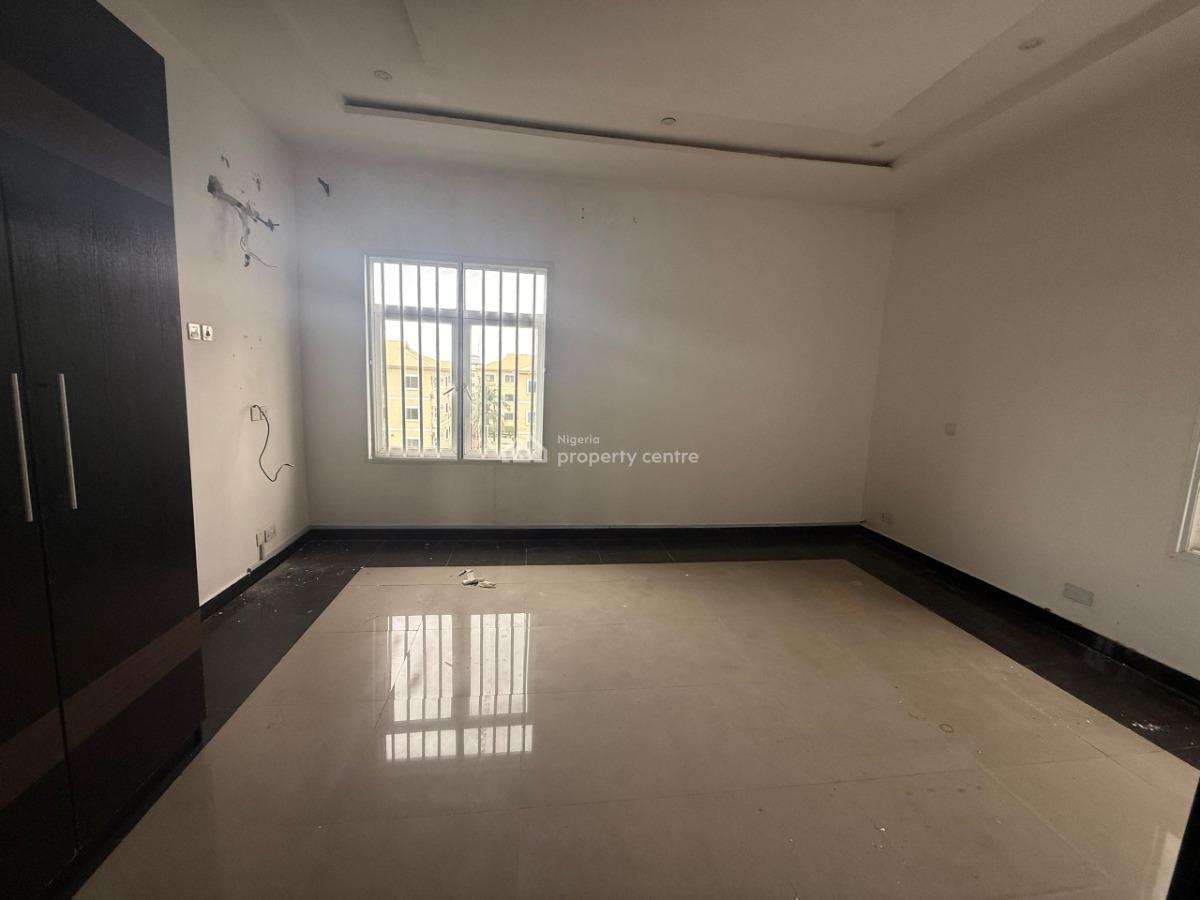 4 Bedroom Terrace Duplex with Bq, Osapa, Lekki, Lagos, Terraced Duplex for Sale