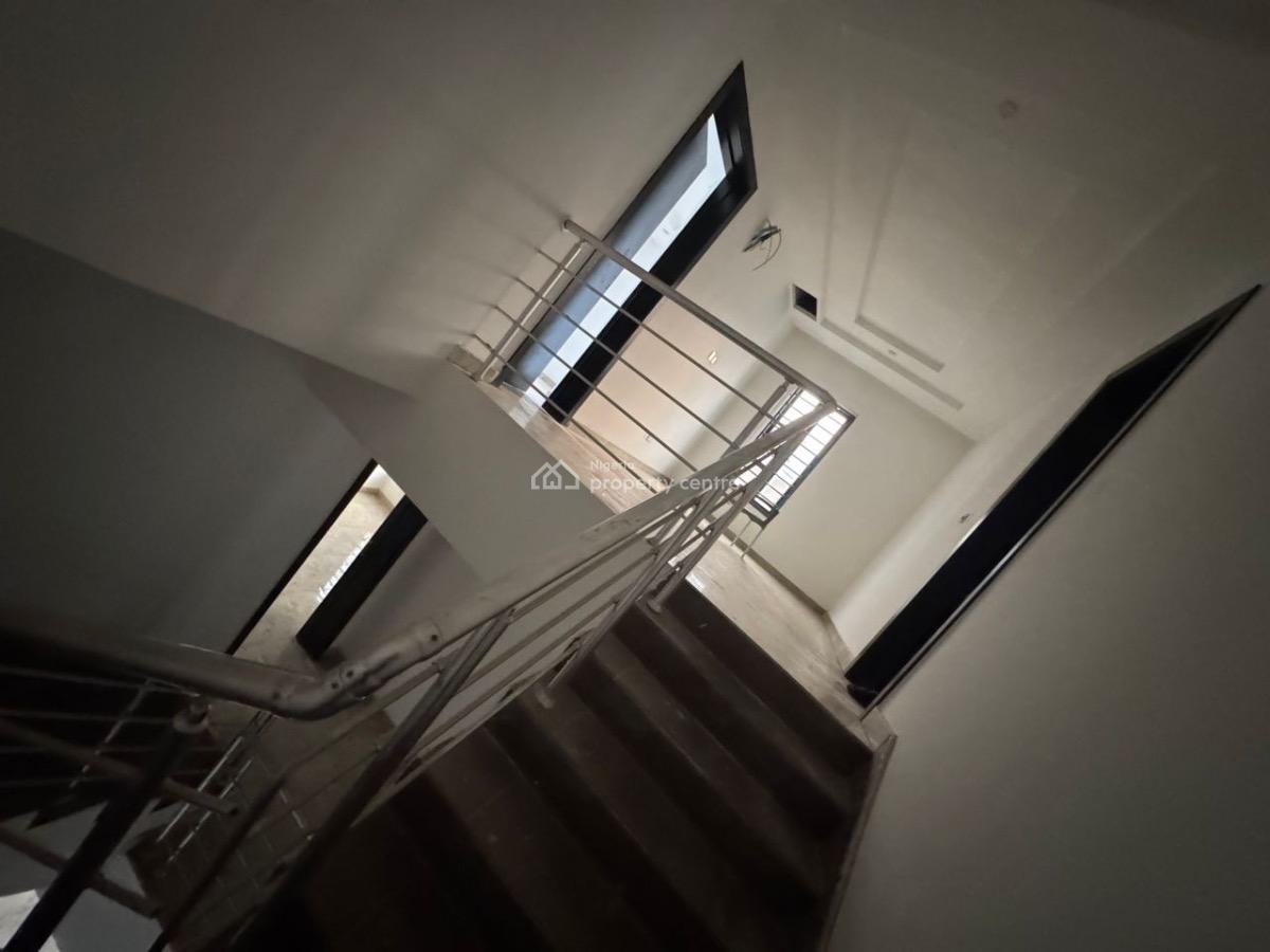 Luxury 4bedroom Semi-detached House at Platinum Way, Off Platinum Way Jakande Lekki, Jakande, Lekki, Lagos, Semi-detached Duplex for Rent