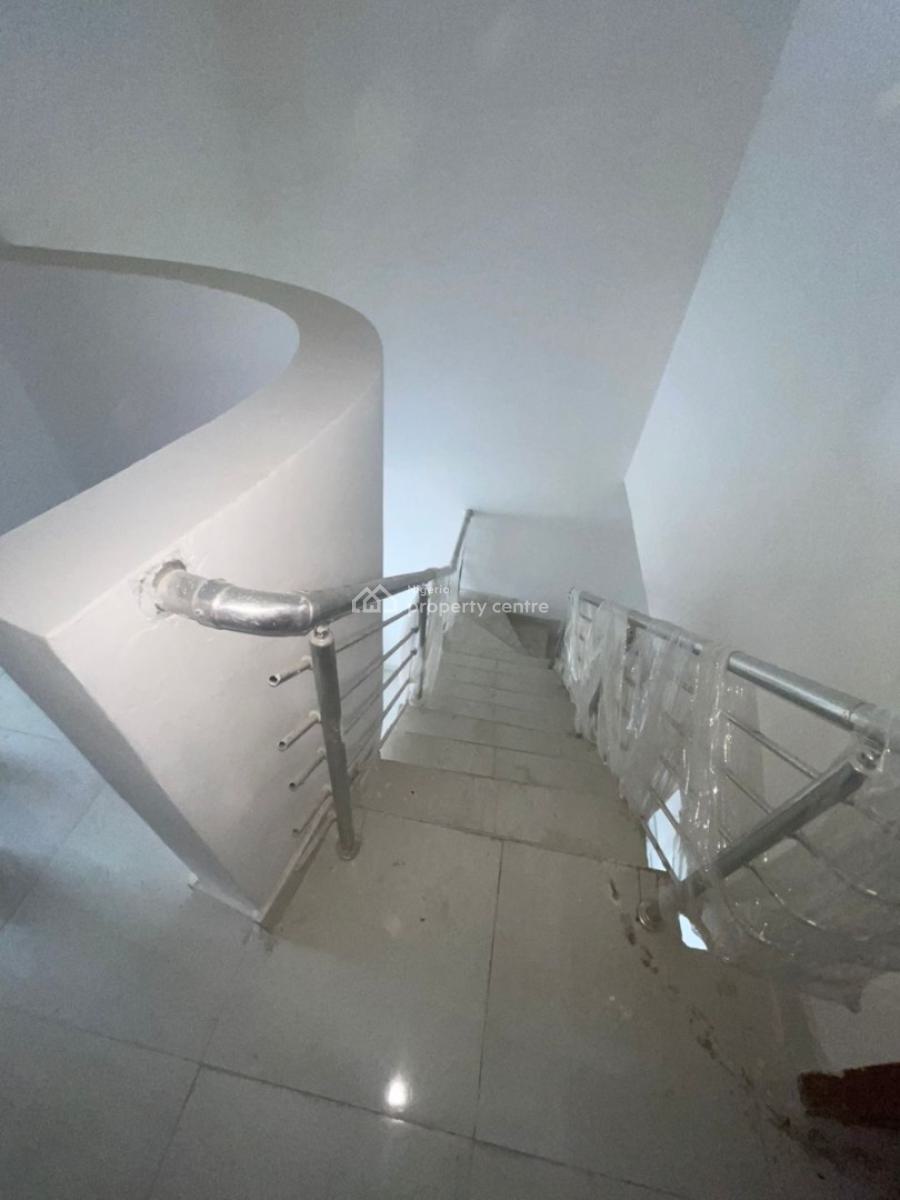 Luxury 4bedroom Semi-detached House at Platinum Way, Off Platinum Way Jakande Lekki, Jakande, Lekki, Lagos, Semi-detached Duplex for Rent