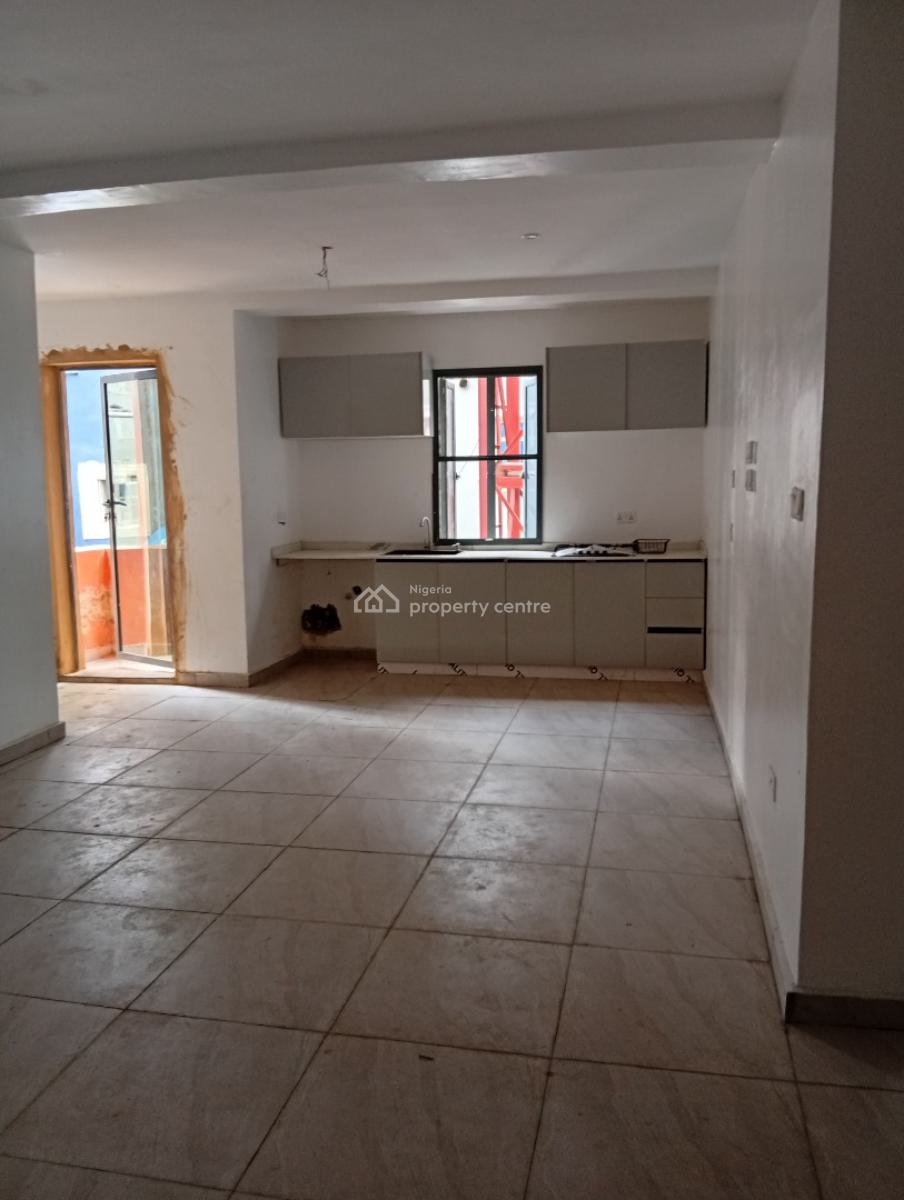 2 Bedroom Apartment, Lekki Phase 1, Lekki, Lagos, Flat / Apartment for Sale
