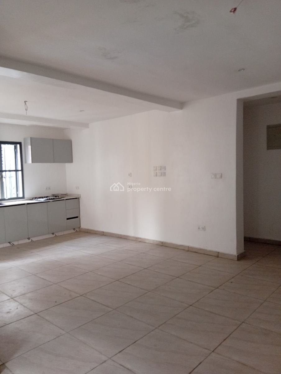2 Bedroom Apartment, Lekki Phase 1, Lekki, Lagos, Flat / Apartment for Sale
