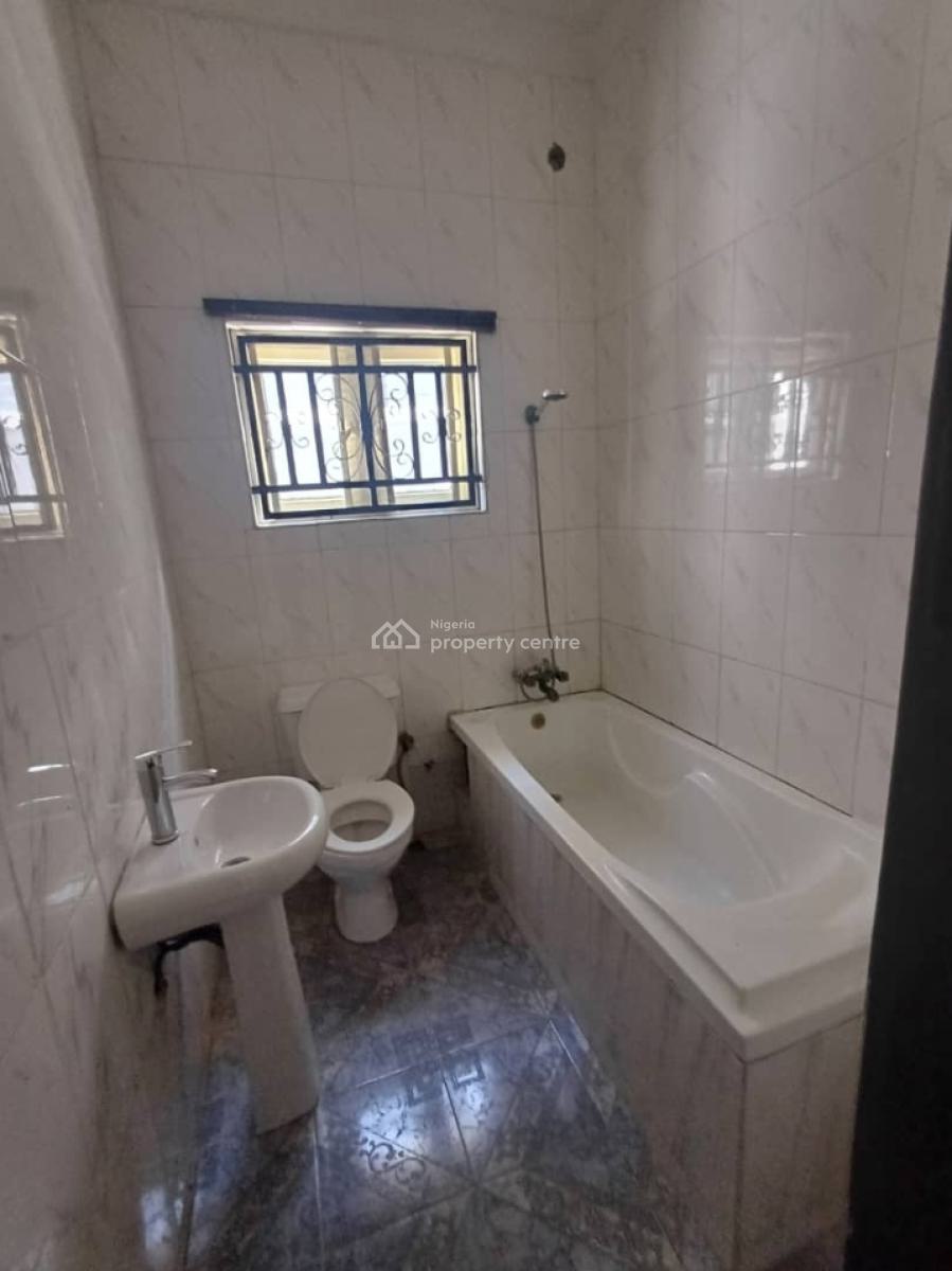 Spacious Self Serviced Apartment (2 in a Compound), Lekki Phase 1, Lekki, Lagos, Mini Flat (room and Parlour) for Rent