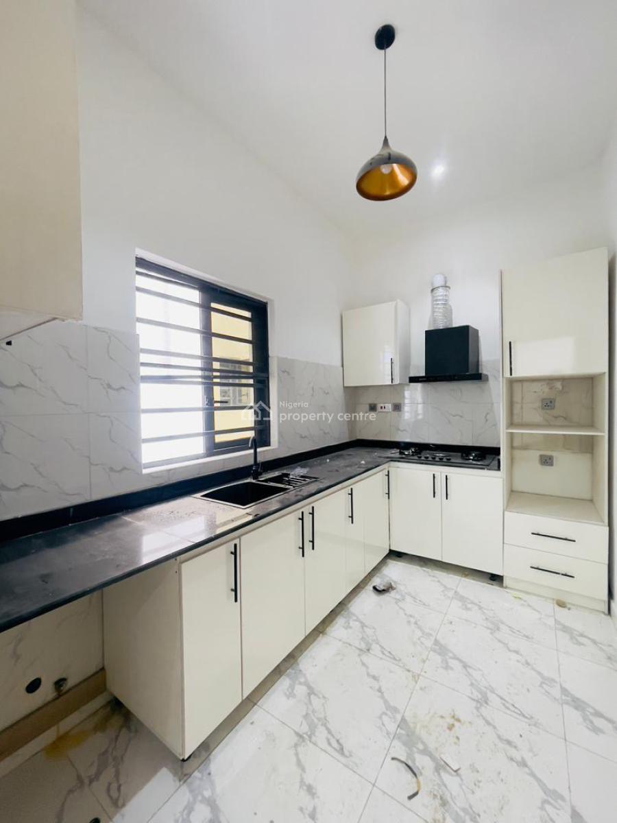 Contemporary 2 Bed Apartment with Communal Gym and Pool, Orchid Road, Lekki, Lagos, Flat / Apartment for Sale