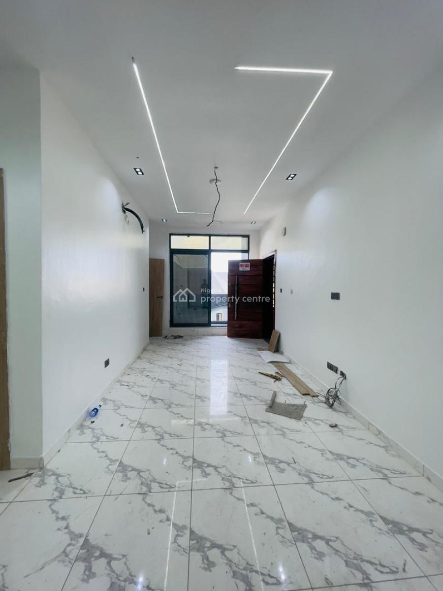 Contemporary 2 Bed Apartment with Communal Gym and Swimming Pool, Orchid, Lekki, Lagos, Flat / Apartment for Sale